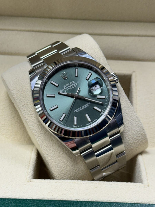 2024 Rolex Datejust 41 - Mint